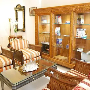  Apartment Center Boutique 3 Bedroom Penelope